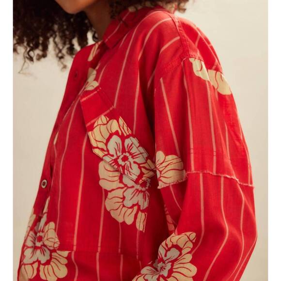 NEW FREE PEOPLE hidden flower camo shirt in red - Picture 4 of 5